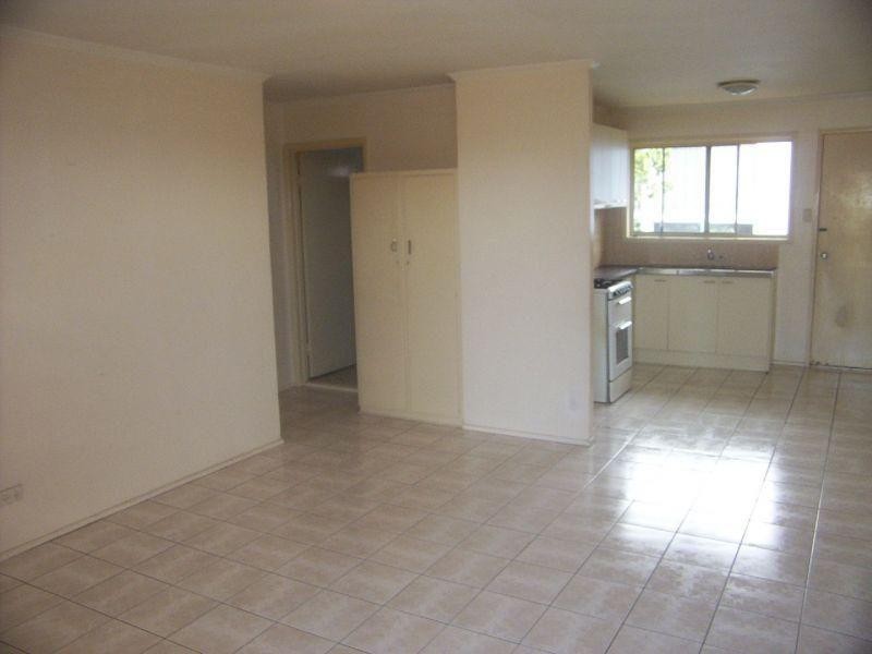 2/30 Ninth Avenue, Coorparoo QLD 4151