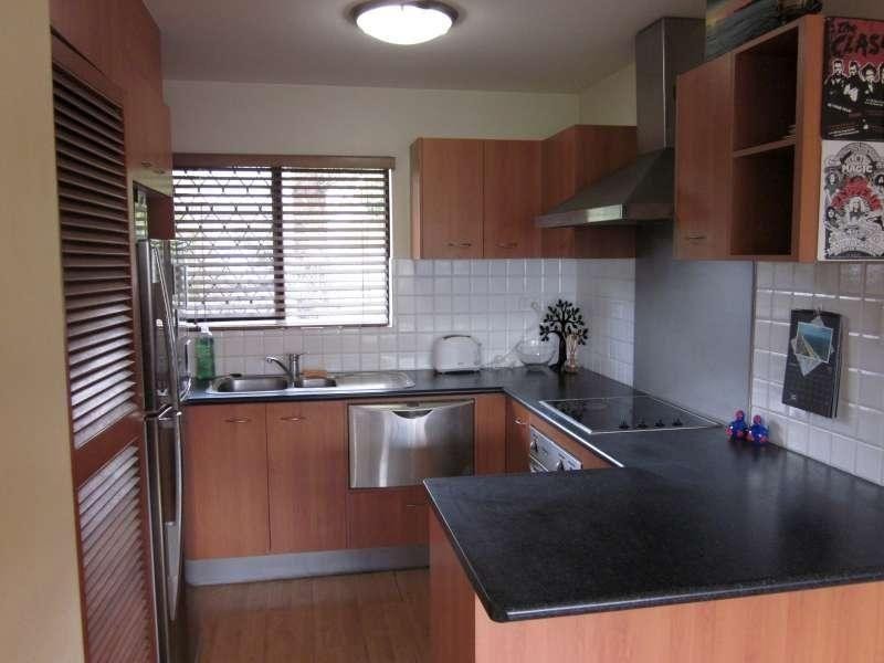 12/179 Kennigo Street, Spring Hill QLD 4000