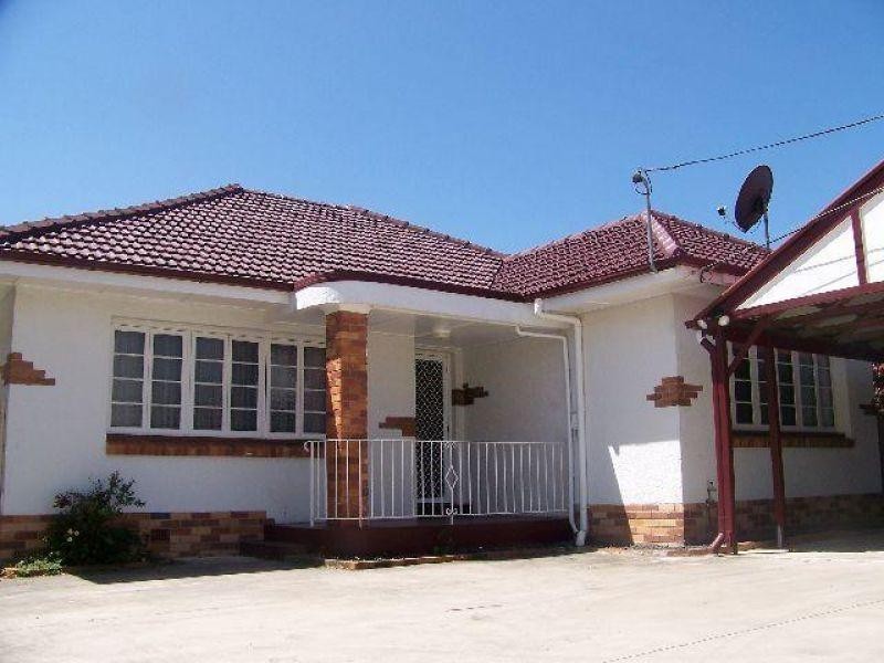 78 Macrossan Avenue, Norman Park QLD 4170