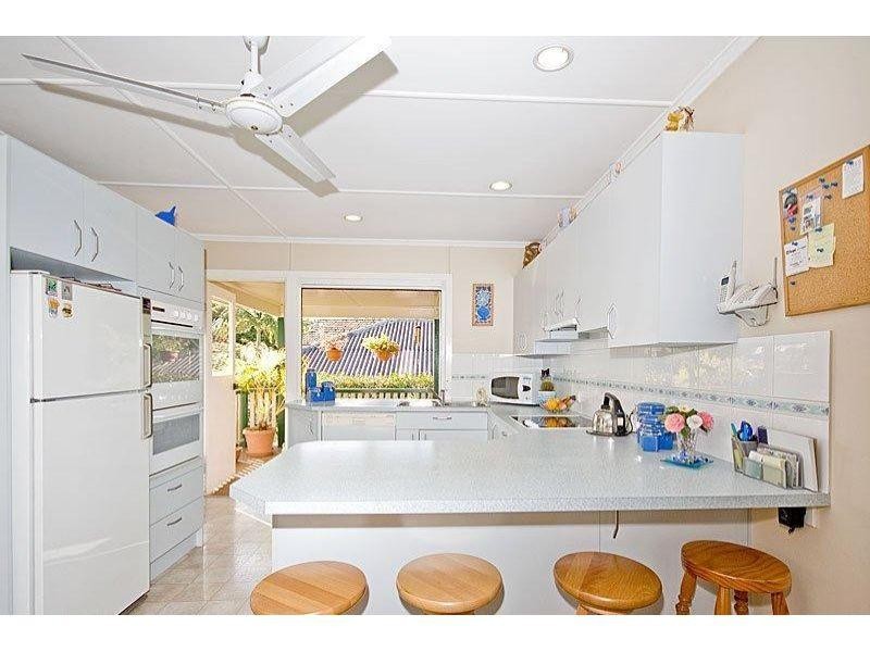 21 Narela Street, Cannon Hill QLD 4170