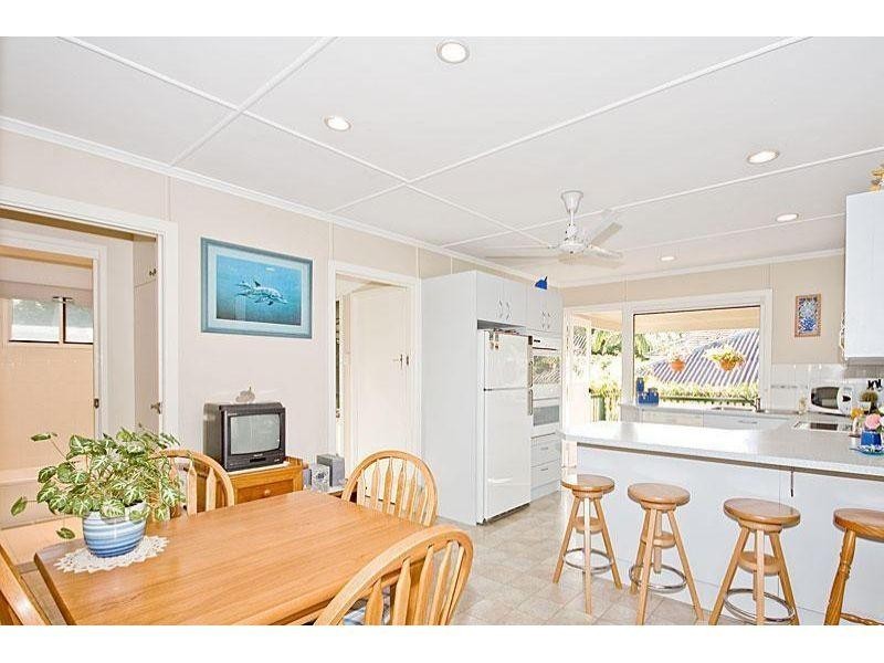 21 Narela Street, Cannon Hill QLD 4170