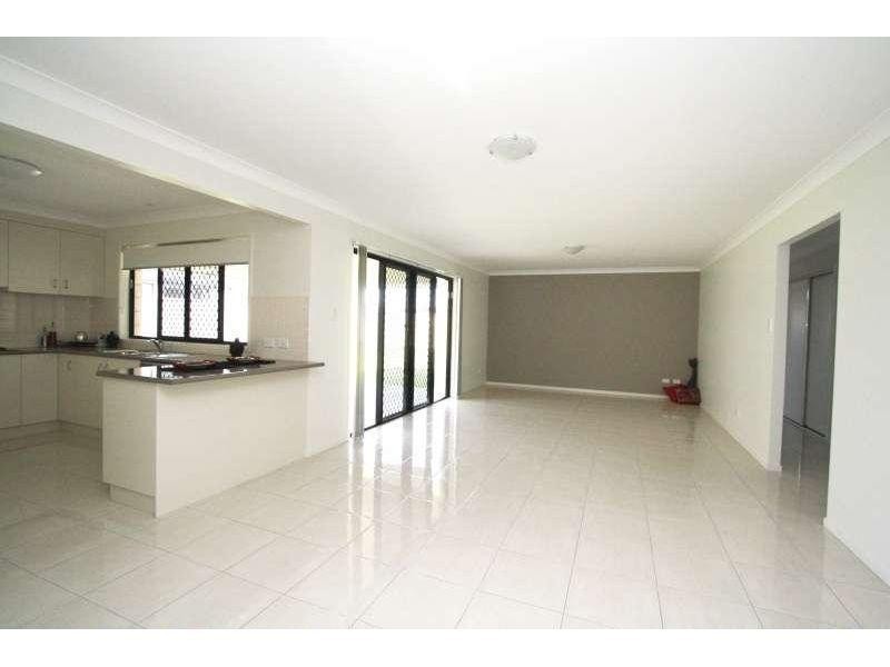 37 Lancaster Street, Redland Bay QLD 4165