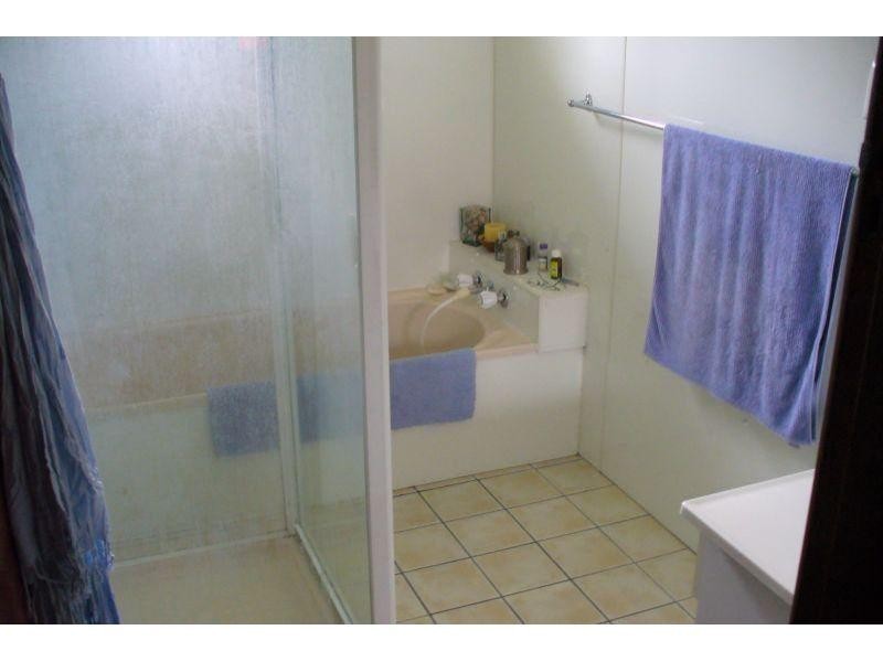 110 Macdonald Street, Norman Park QLD 4170