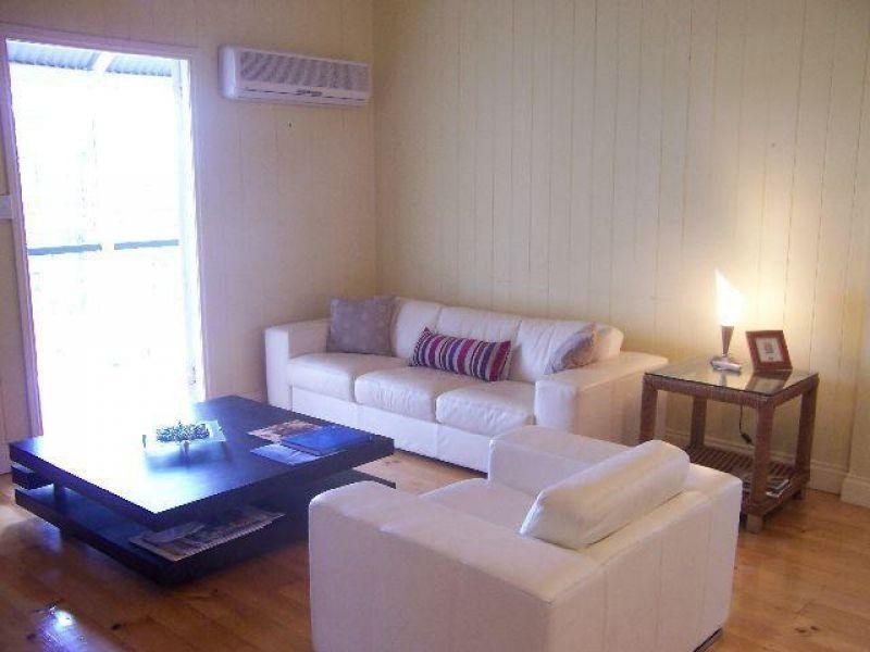 124 Arthur Terrace, Red Hill QLD 4059