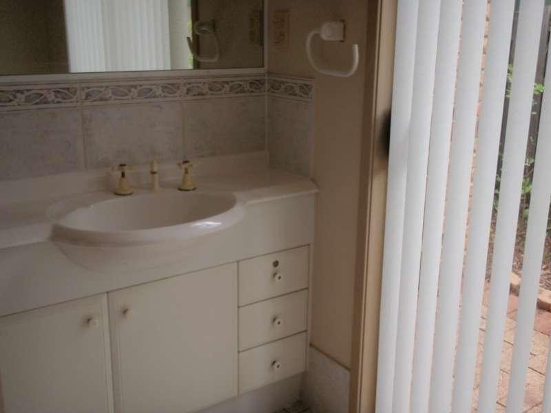 26 Blackbutt Place, Brookfield QLD 4069