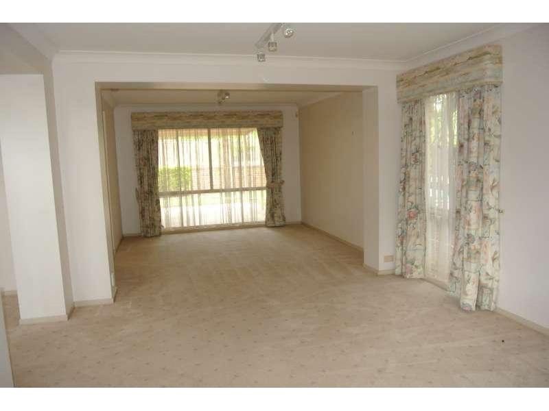 26 Blackbutt Place, Brookfield QLD 4069