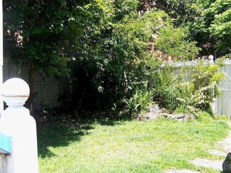 64 Berry Street, Spring Hill QLD 4000