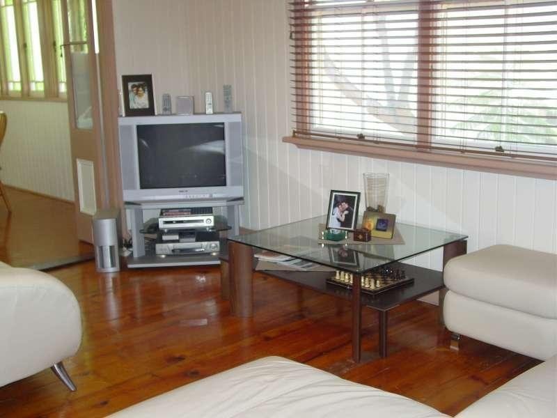 10 Aldridge Street, Auchenflower QLD 4066