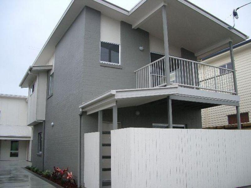 2/124 Orana Street, Carina QLD 4152