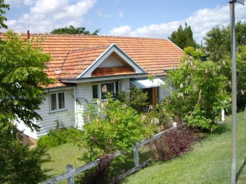 539 Cavendish Rd, Coorparoo QLD 4151