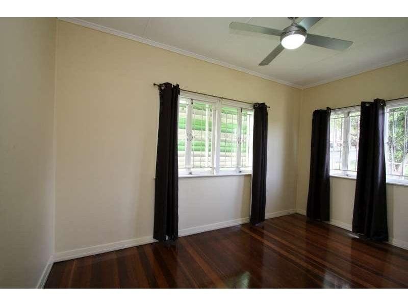 9 Penrith Street, Salisbury QLD 4107