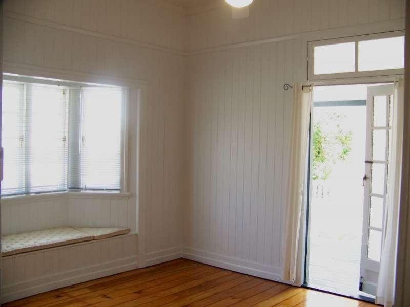 43 Kinmond Avenue, Wavell Heights QLD 4012