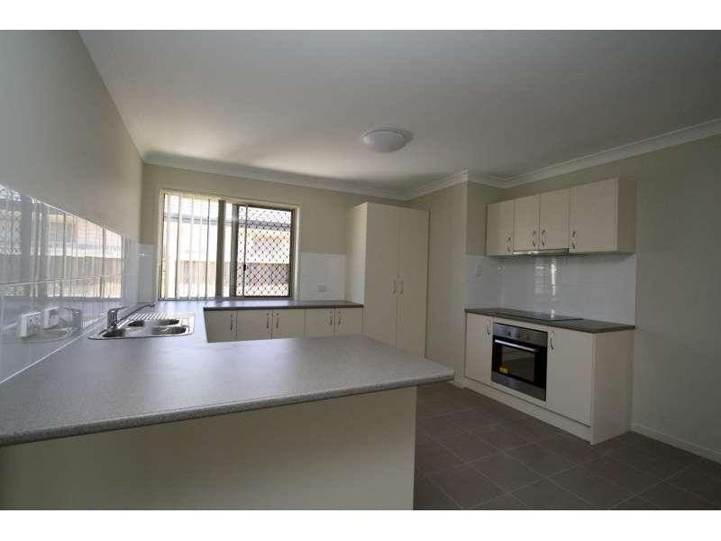 6 Serenity Court, Crestmead QLD 4132