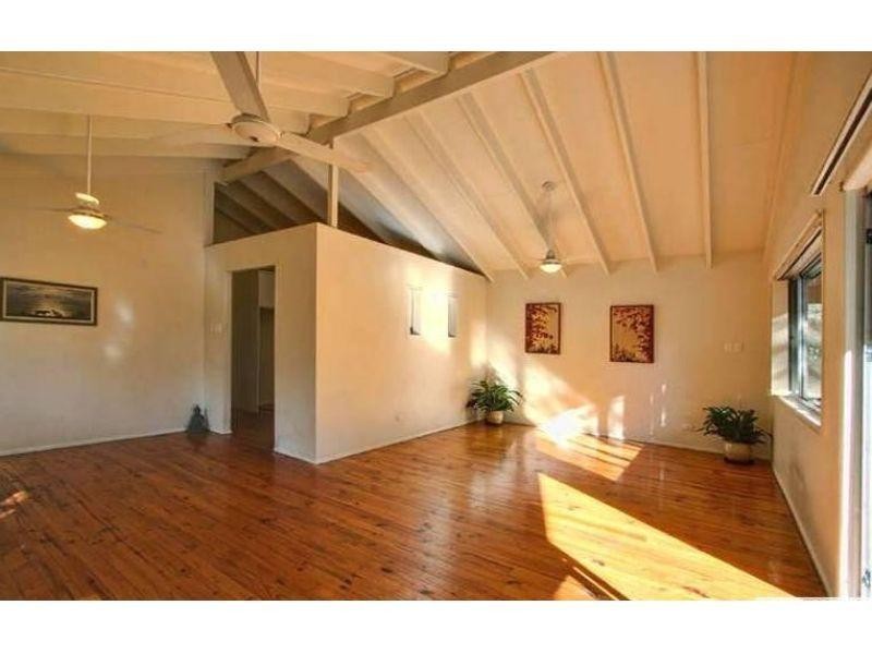 29 Tucker Street, Chapel Hill QLD 4069