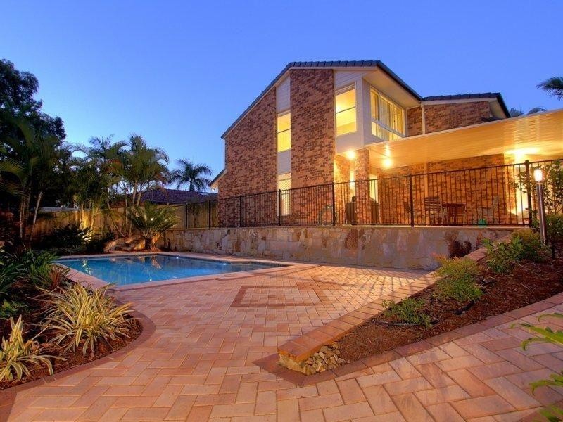 17 Casuarina Crescent, Calamvale QLD 4116