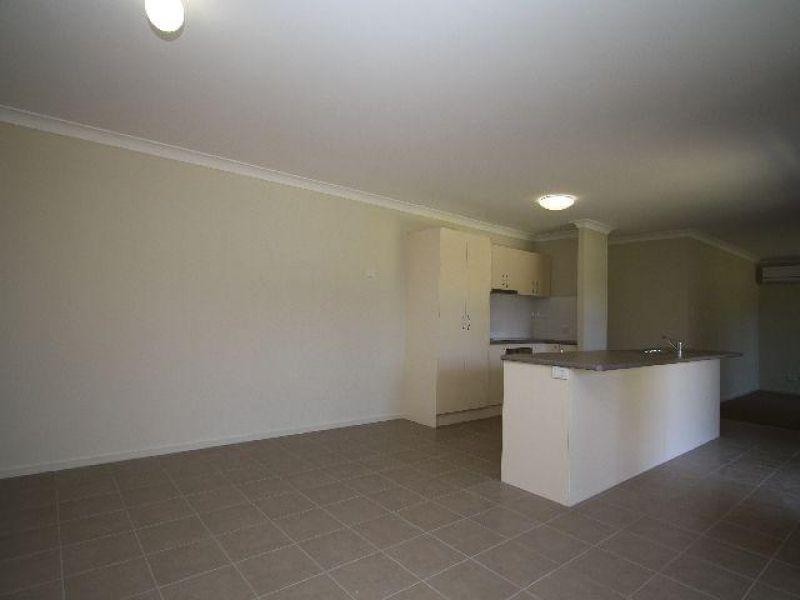 18 Newhaven Street, Marsden QLD 4132