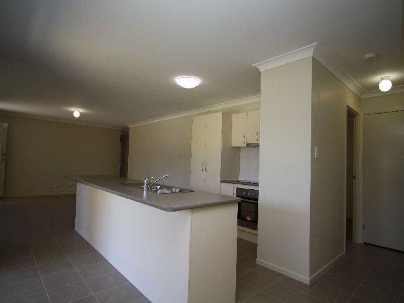 18 Newhaven Street, Marsden QLD 4132