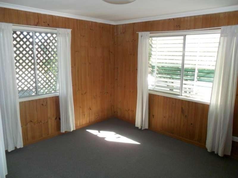 94 Douglas Street, Oxley QLD 4075