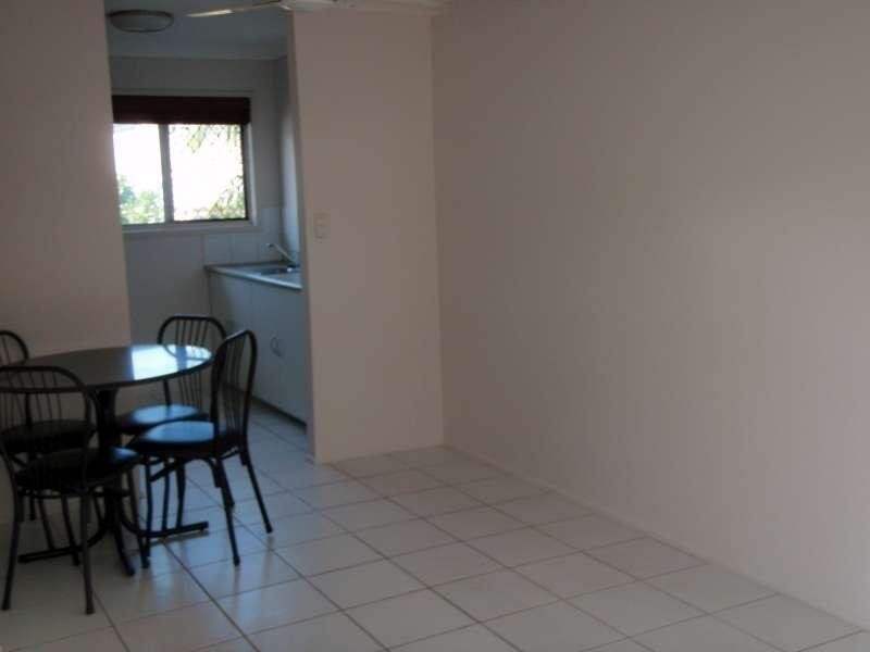 2/24 Caroline Street, Annerley QLD 4103