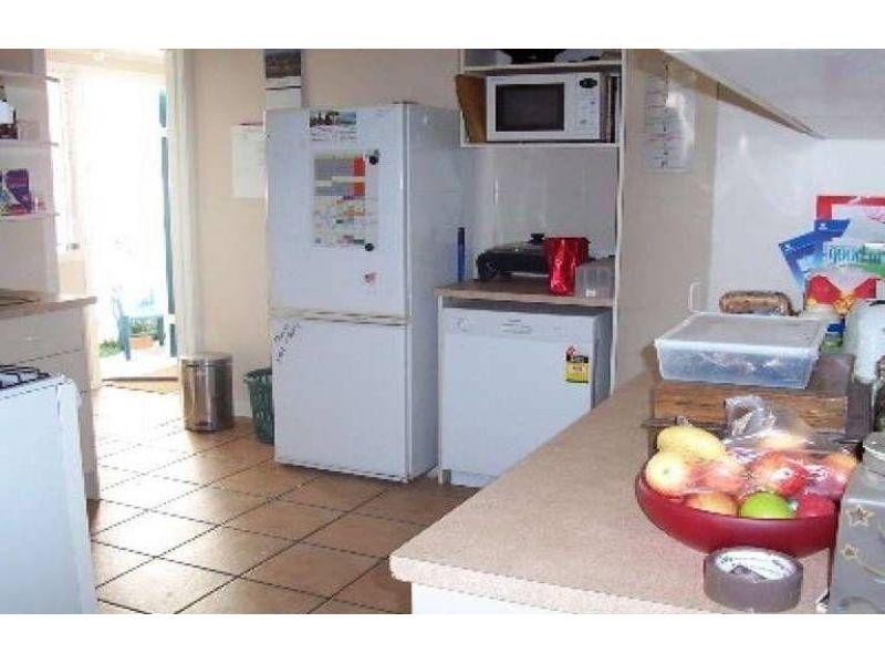 15 Horsington Street, Morningside QLD 4170