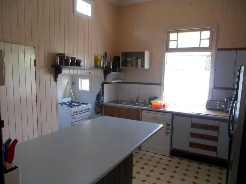 32 Knowsley Street, Greenslopes QLD 4120