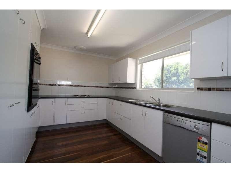 26 Carnation Road, Manly West QLD 4179