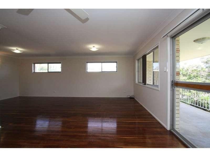 26 Carnation Road, Manly West QLD 4179