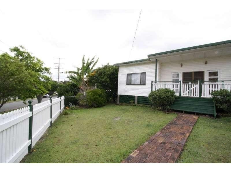 13 Muriel Avenue, Manly West QLD 4179