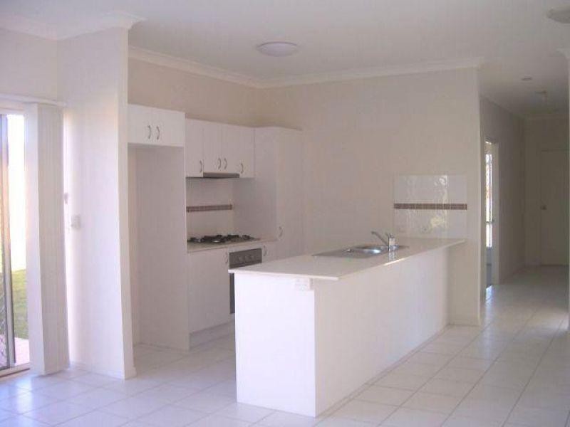 1 Wright Avenue, Redbank Plains QLD 4301