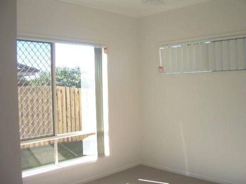 1 Wright Avenue, Redbank Plains QLD 4301