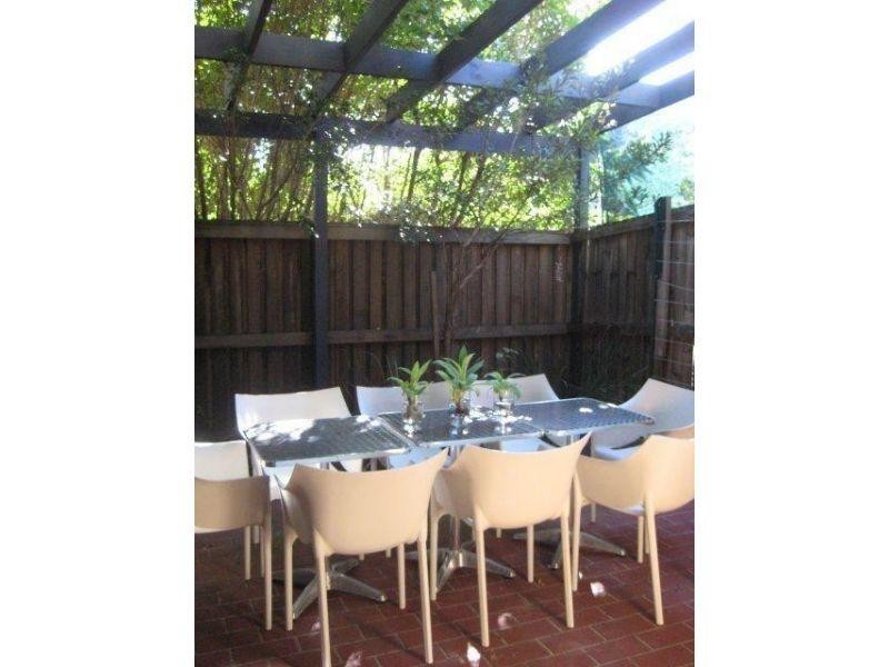 1/12 Rosina Street, Kangaroo Point QLD 4169