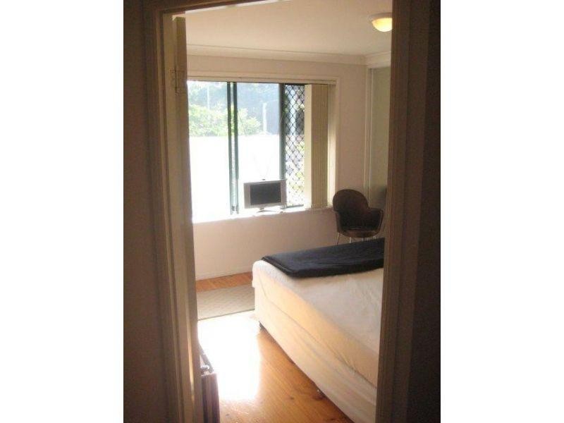 1/12 Rosina Street, Kangaroo Point QLD 4169