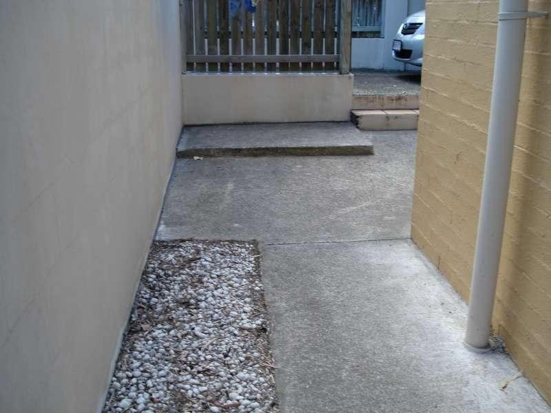 12/122 Central Avenue, Indooroopilly QLD 4068