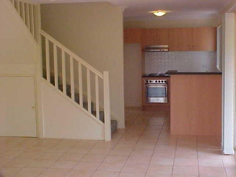 2/7 Zenith Avenue, Chermside QLD 4032