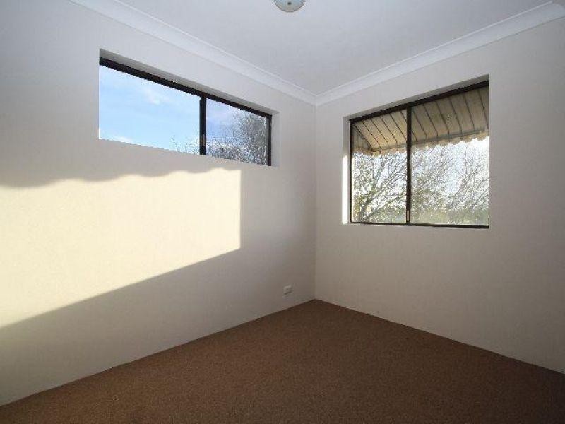 6/26 Raby Road, Coorparoo QLD 4151