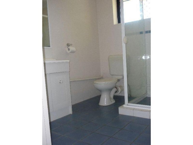 4/30 Cavillon Street, Holland Park QLD 4121