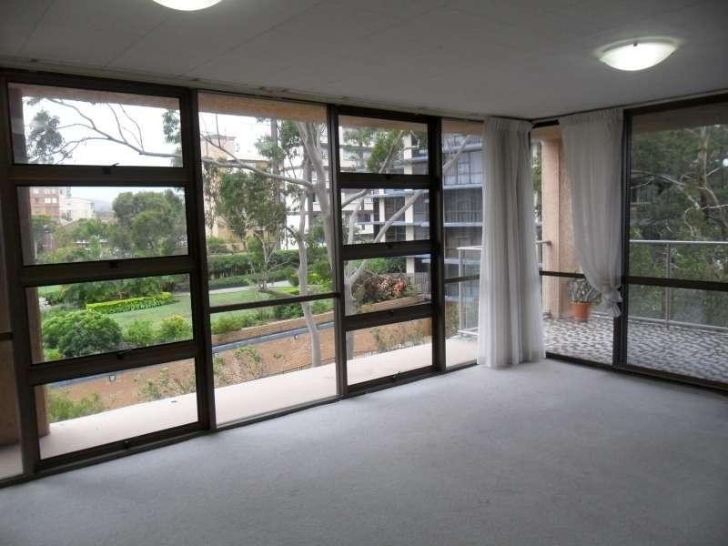 9/72 Sandford Street, St Lucia QLD 4067