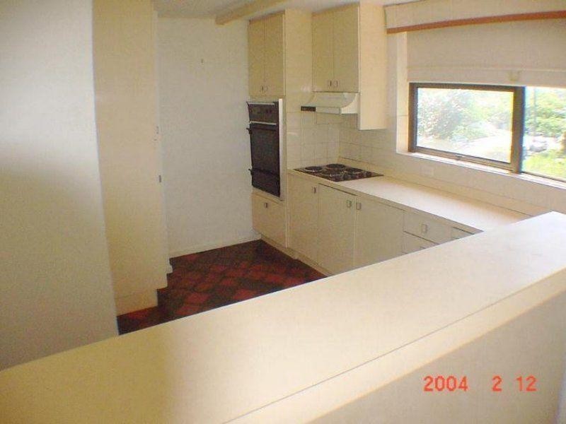 9/72 Sandford Street, St Lucia QLD 4067