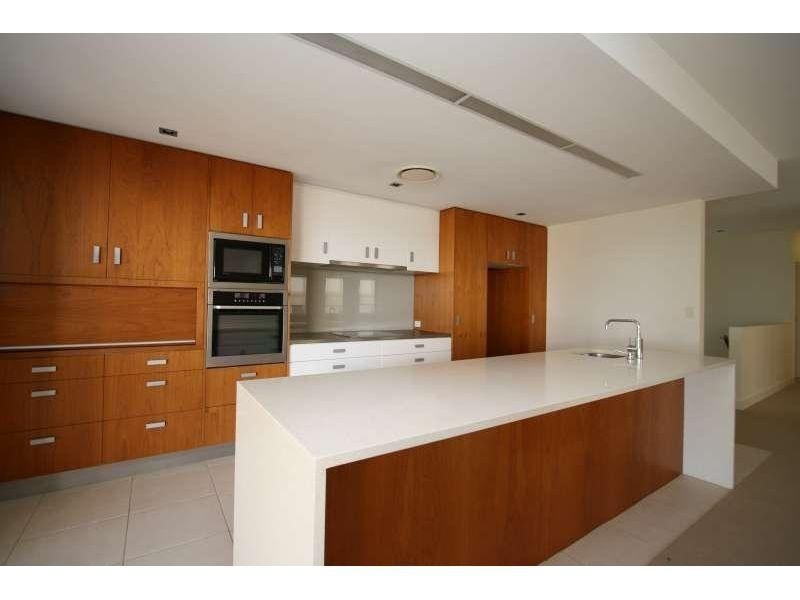 16 Esplanade, Wellington Point QLD 4160
