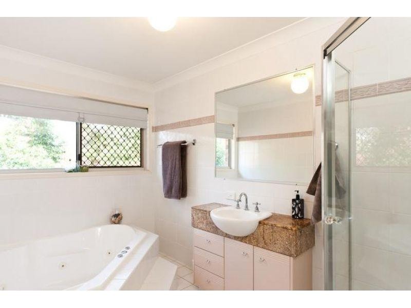 5/84 Ludlow Street, Chapel Hill QLD 4069