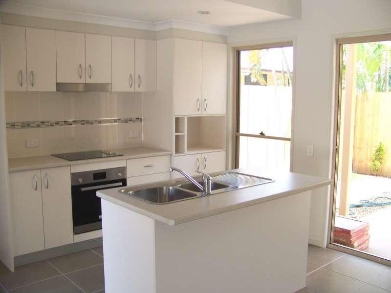 1/24 Dansie Street, Greenslopes QLD 4120