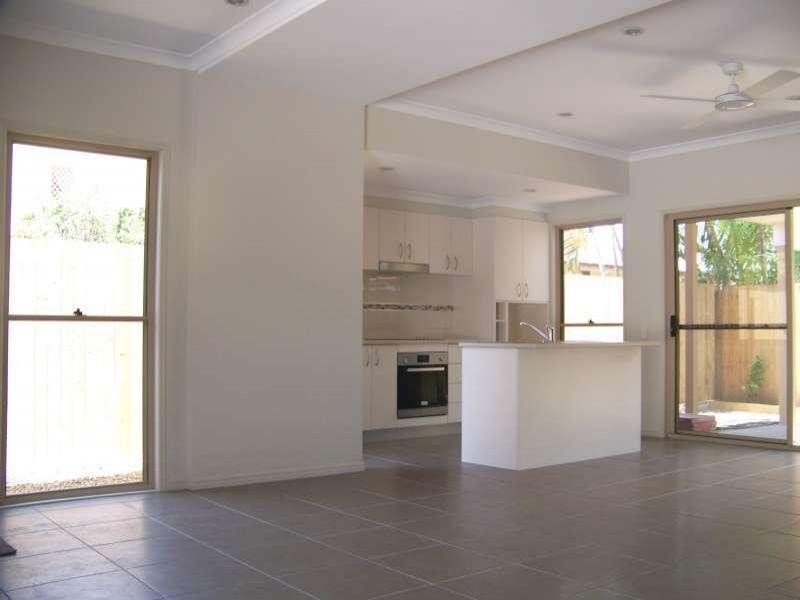 1/24 Dansie Street, Greenslopes QLD 4120