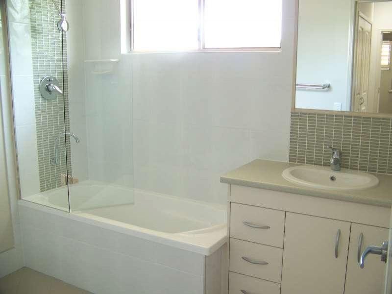 1/24 Dansie Street, Greenslopes QLD 4120