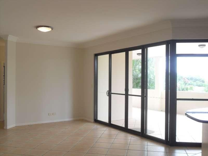 2/58 Sisley Street, St Lucia QLD 4067