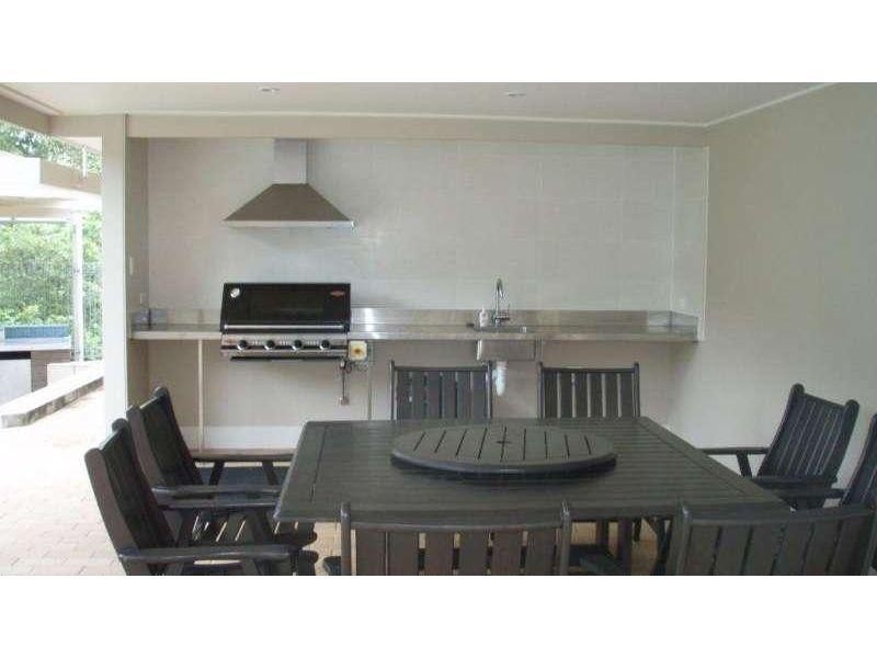 11/60 Bellevue Terrace, St Lucia QLD 4067