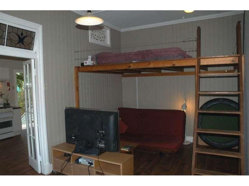 6/9 Lockhart Street, Woolloongabba QLD 4102