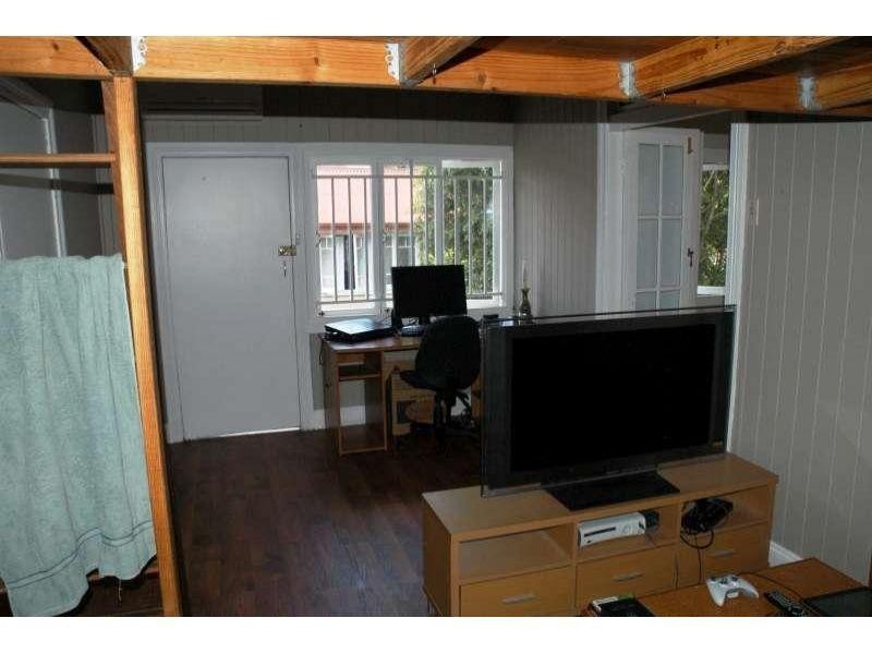 6/9 Lockhart Street, Woolloongabba QLD 4102