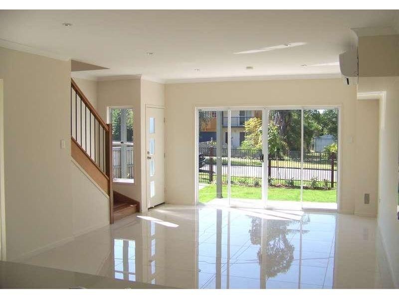 1/10 Harry Street, Zillmere QLD 4034