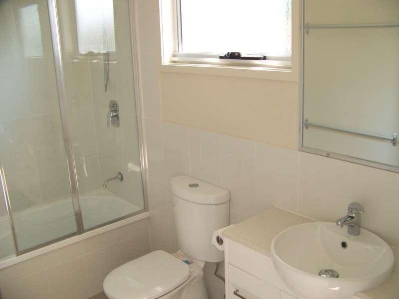 1/10 Harry Street, Zillmere QLD 4034