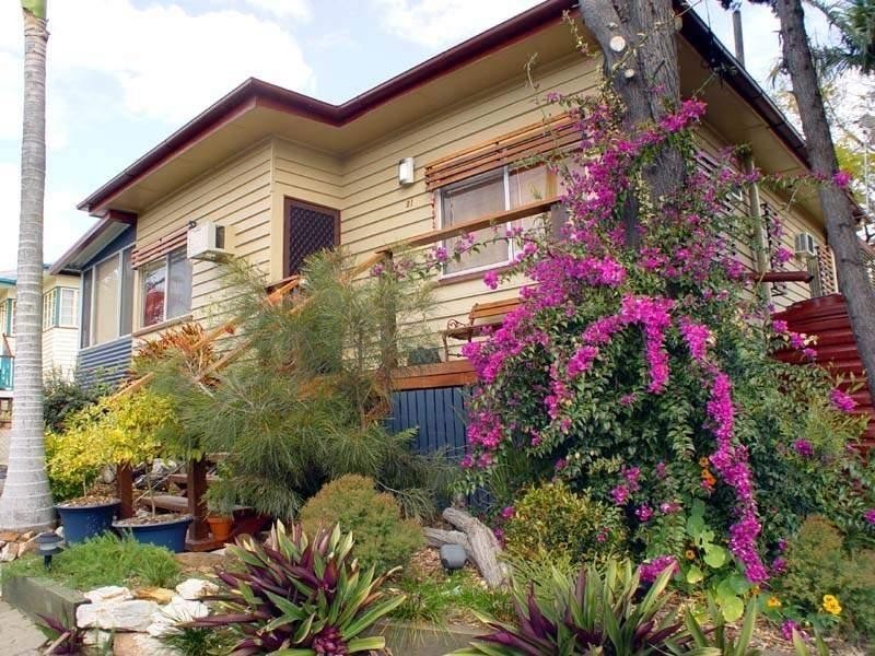 21 Calston Street, Oxley QLD 4075